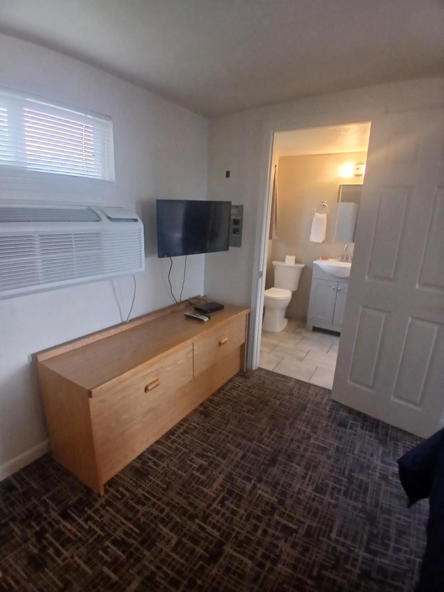 Silver Lakes Inn Hayden Экстерьер фото