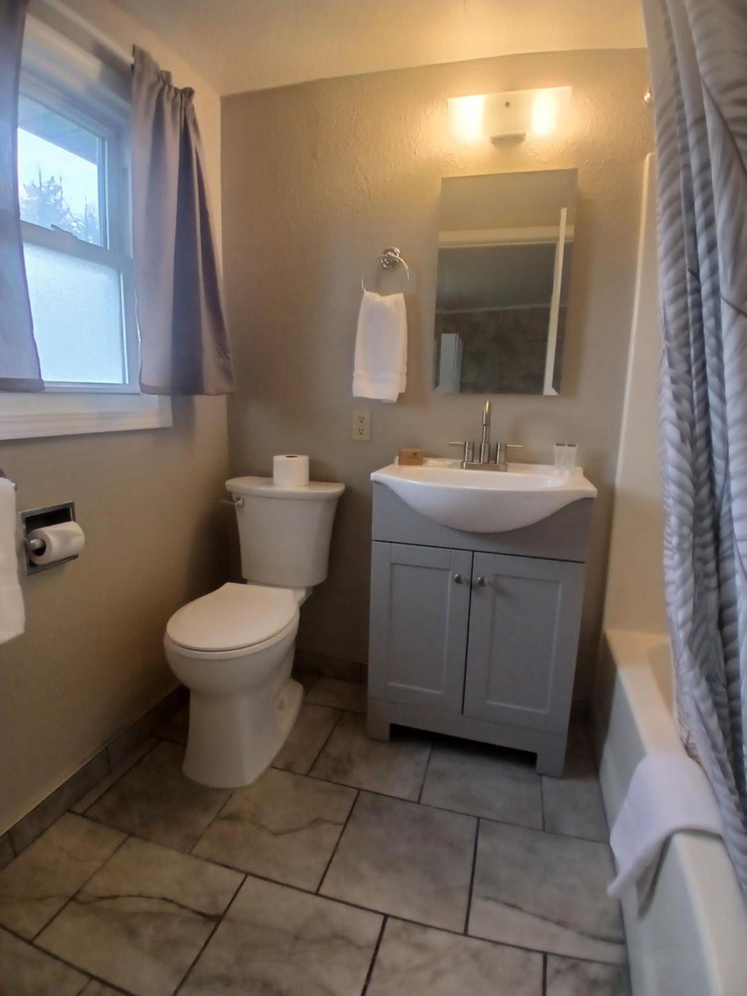 Silver Lakes Inn Hayden Экстерьер фото