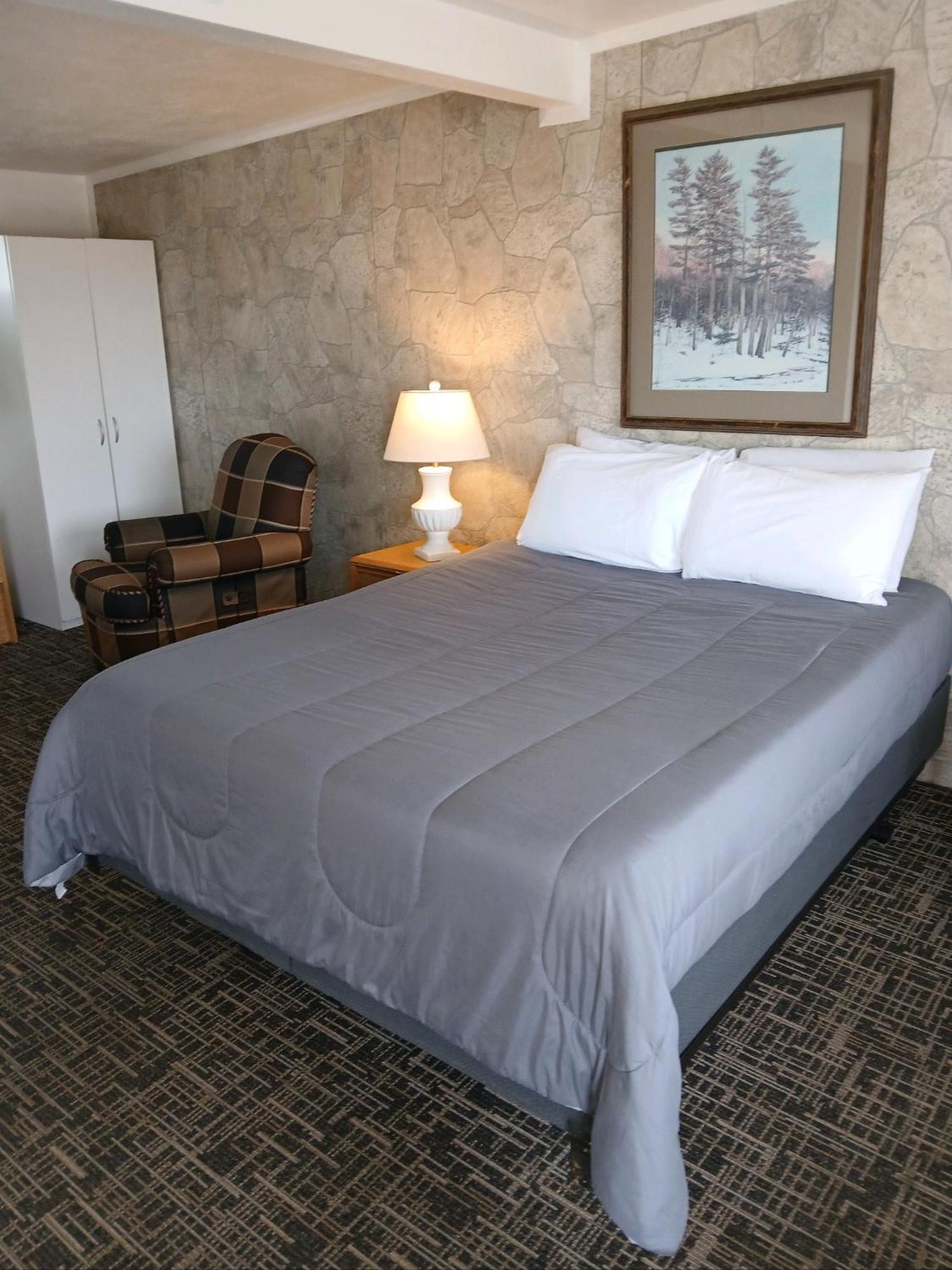 Silver Lakes Inn Hayden Экстерьер фото